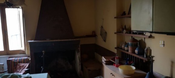 8 rooms House in Pergola, Italy No. 100424 25