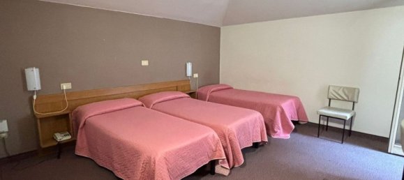 564m² Building in Montecatini Terme, Italy No. 352571 14