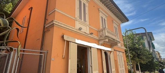 564m² Building in Montecatini Terme, Italy No. 352571 5