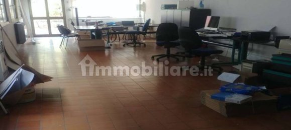 Офис с 4 комнатами в Крема, Италия № 14414 10