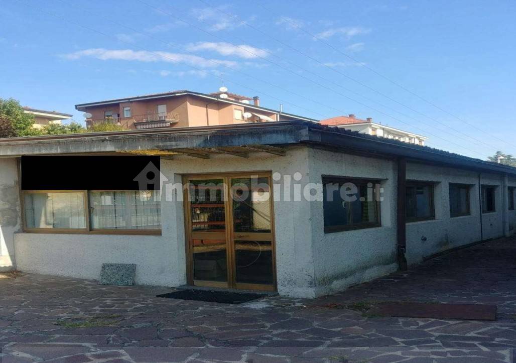 Офис с 4 комнатами в Крема, Италия № 14414