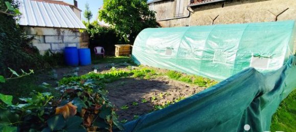 2 bedrooms Townhouse in Mazieres-en-Gatine, France No. 301150 2