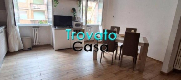 2 bedrooms Apartment in Livorno, Italy No. 273468 4