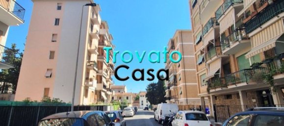 2 bedrooms Apartment in Livorno, Italy No. 273468 19