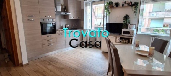 2 bedrooms Apartment in Livorno, Italy No. 273468 2