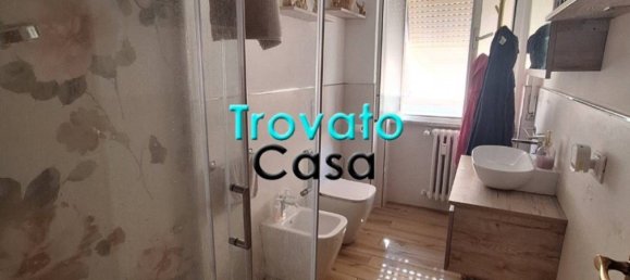 2 bedrooms Apartment in Livorno, Italy No. 273468 16