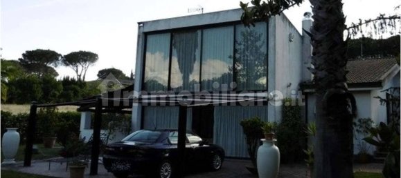 5 bedrooms House in Rome, Italy No. 277085 4