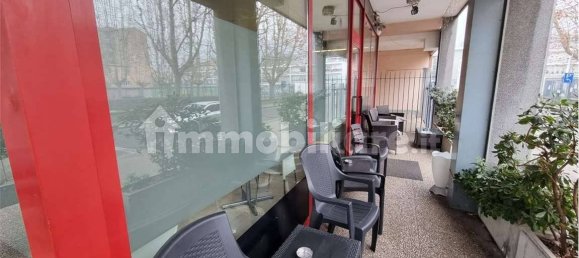 2 rooms Commercial property in Como, Italy No. 142601 4