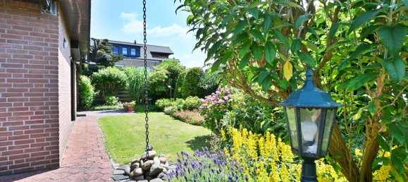 7 rooms House in Leer, Germany No. 232623 16