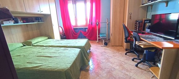 2 bedrooms Apartment in Orbassano, Italy No. 206968 2