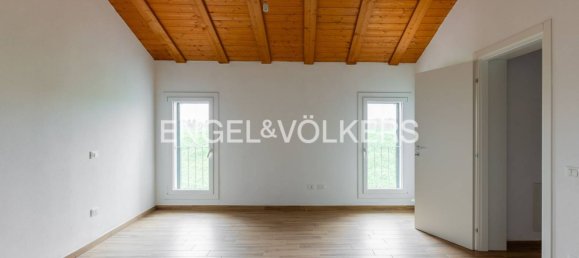 2 Schlafzimmer Haus in Bondeno, Italy, Nr. 125669 6