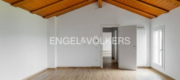 2 Schlafzimmer Haus in Bondeno, Italy, Nr. 125669 10