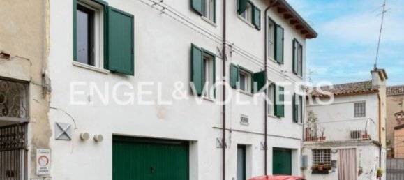 2 Schlafzimmer Haus in Bondeno, Italy, Nr. 125669 21
