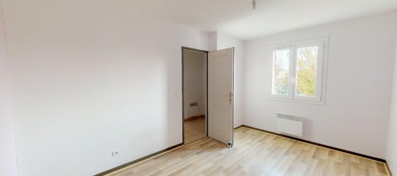 6 bedrooms House in Courville-sur-Eure, France No. 101780 4