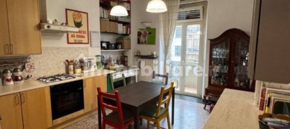 3 bedrooms Apartment in Turin, Italy No. 262262 2