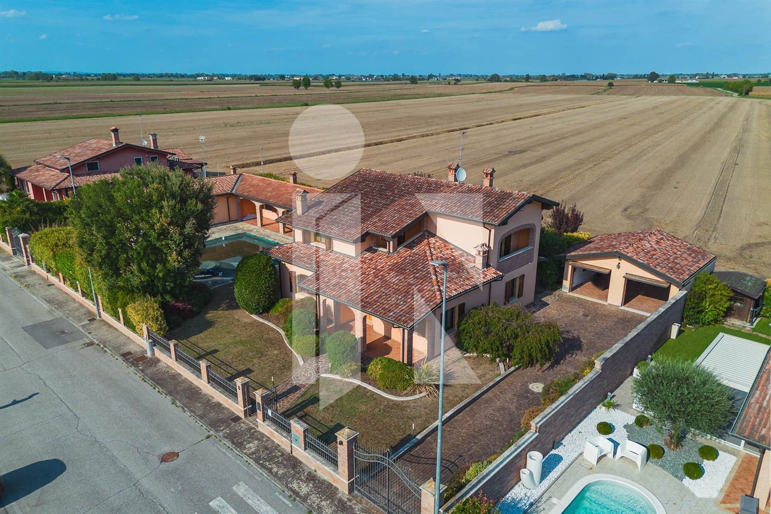 Villa de 7 dormitorios en Marcaria, Italy No. 363433