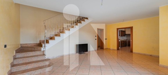 Villa de 7 dormitorios en Marcaria, Italy No. 363433 5