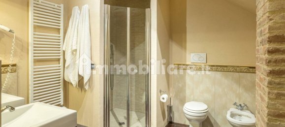 7 chambres Maison à Tuoro sul Trasimeno, Italy No. 54174 11