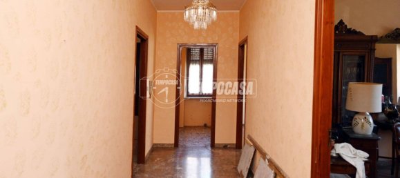 3 bedrooms Villa in Venaria Reale, Italy No. 343439 4