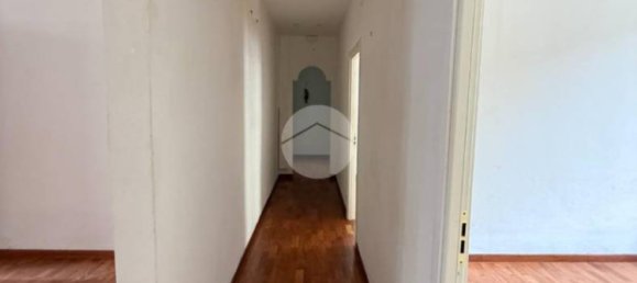 2 Schlafzimmer Wohnung in Genoa, Italy, Nr. 308634 4