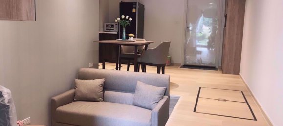 Apartamento com 1 quarto em condomínio em Watthana, Thailand N.º 10252 2