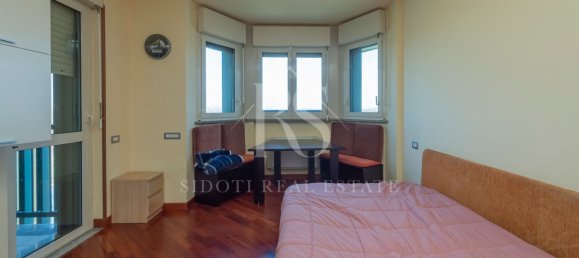 Studio in Pioltello, Italy, Nr. 2592 6