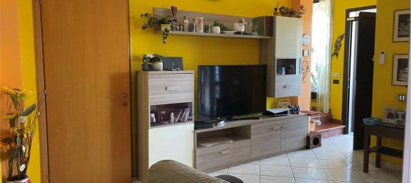 6 rooms House in Cortona, Italy No. 162515 8
