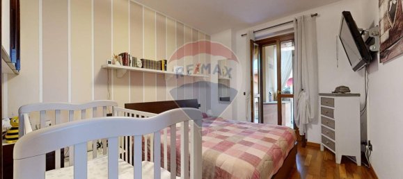 3 rooms Apartment in Seriate, Italy No. 230301 10
