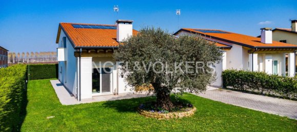 3 غرف نوم فيلا في Preganziol, Italy رقم 228504 25