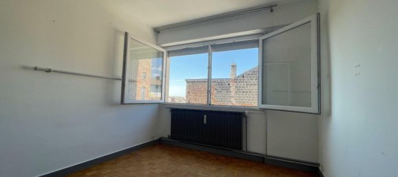 Apartamento de 2 dormitorios en Macon, France No. 205205 5