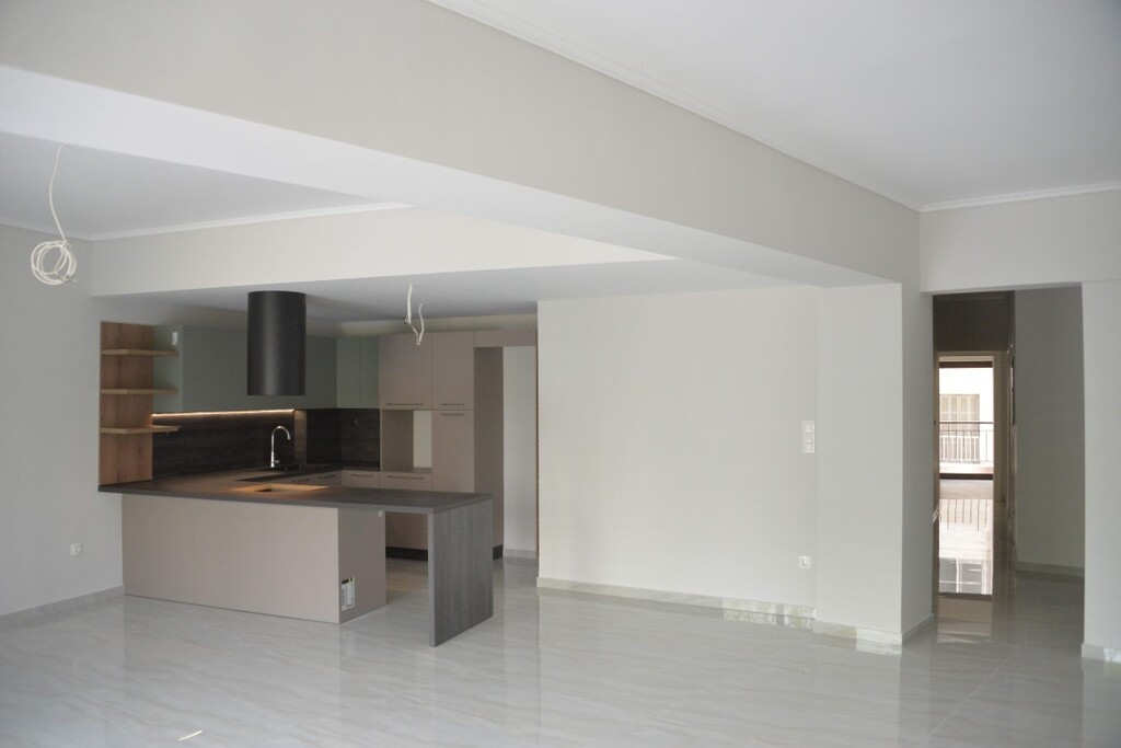 4 bedrooms Apartment in Thessaloniki, Greece No. 3099