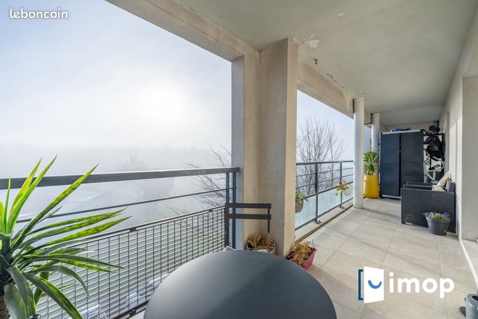 Квартира с 3 спальнями в Сержи, Франция № 301386