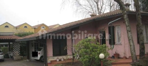 4 غرف نوم فيلا في Montorfano, Italy رقم 291174 18