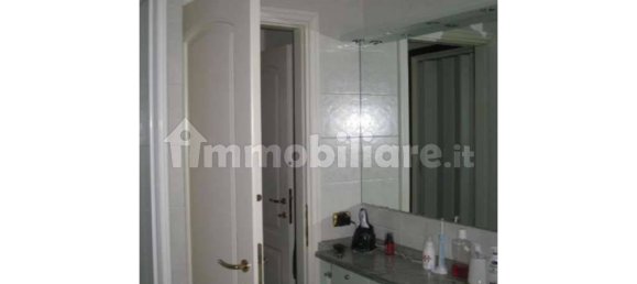 4 غرف نوم فيلا في Montorfano, Italy رقم 291174 6