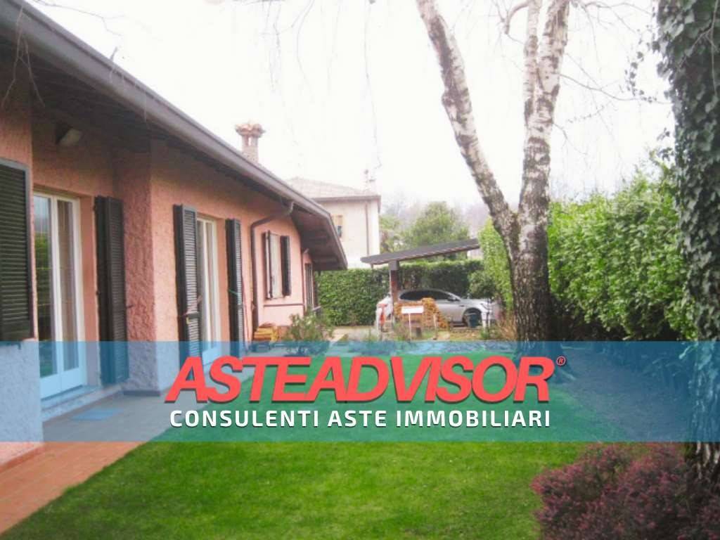 4 غرف نوم فيلا في Montorfano, Italy رقم 291174