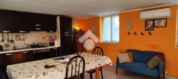 2 bedrooms Apartment in Afragola, Italy No. 358698 3