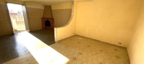 Apartamento de 2 dormitorios en Grumo Appula, Italy No. 321913 9