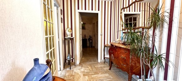 6 rooms Castles in Chinon, France No. 228723 3