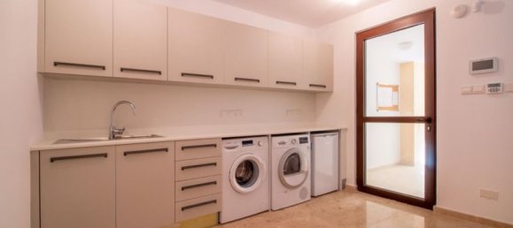 4 dormitorios villa en venta en Paphos, Cyprus № 21132 14