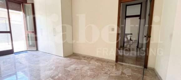 5 rooms Office in Ravenna, Italy No. 301236 8