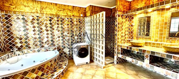 6 غرف نوم فيلا في Biguglia, France رقم 90602 11