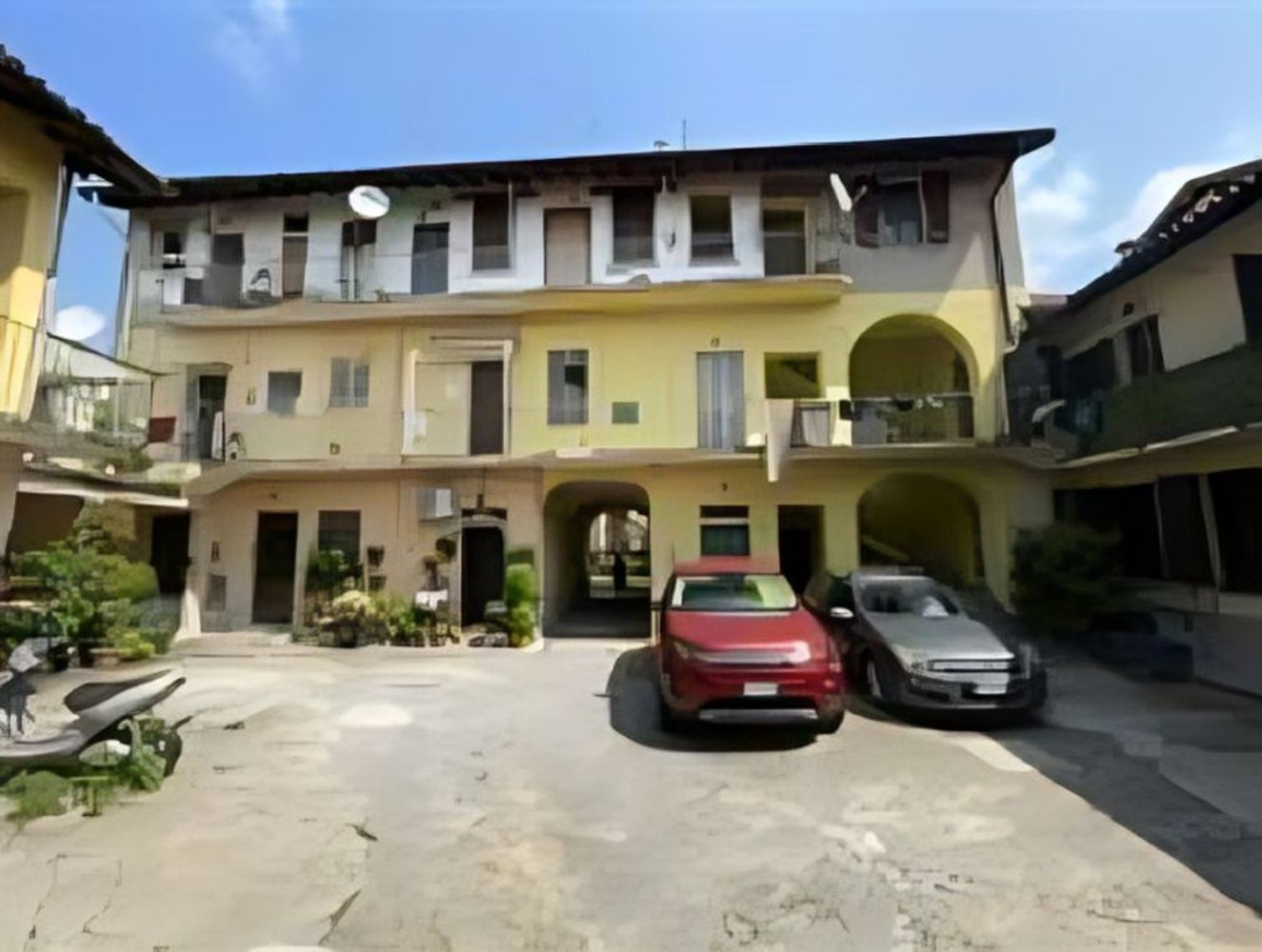 2غرفة شقة في Robbiate, Italy رقم 4280