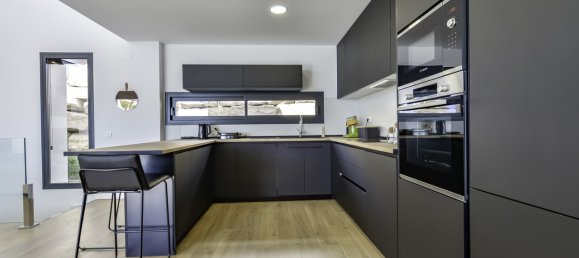 5 bedrooms House in Finestrat, Spain No. 4146 5