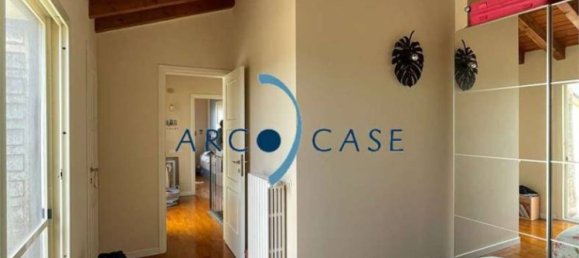 2 Schlafzimmer Wohnung in Crema, Italy, Nr. 359265 43