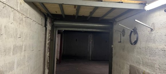 13m² Garage in Rome, Italy No. 337049 2