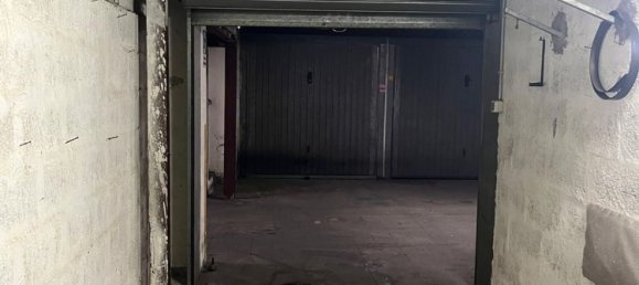 13m² Garage in Rome, Italy No. 337049 4