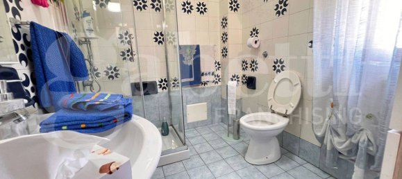 3 bedrooms Apartment in Isernia, Italy No. 267078 18