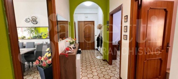 3 bedrooms Apartment in Isernia, Italy No. 267078 3