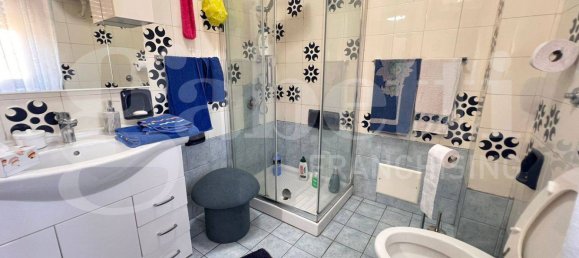 3 bedrooms Apartment in Isernia, Italy No. 267078 17