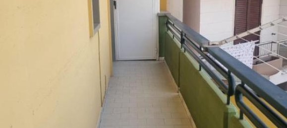 Квартира с 3 комнатами в Гравина ин Пулья, Италия № 17915 3